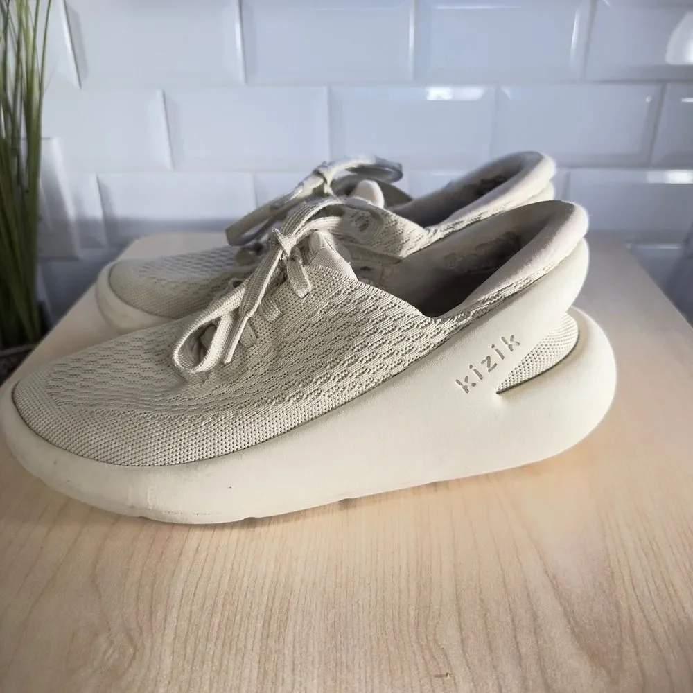 Kizik Sneaker Men's 6 Women's 7.5